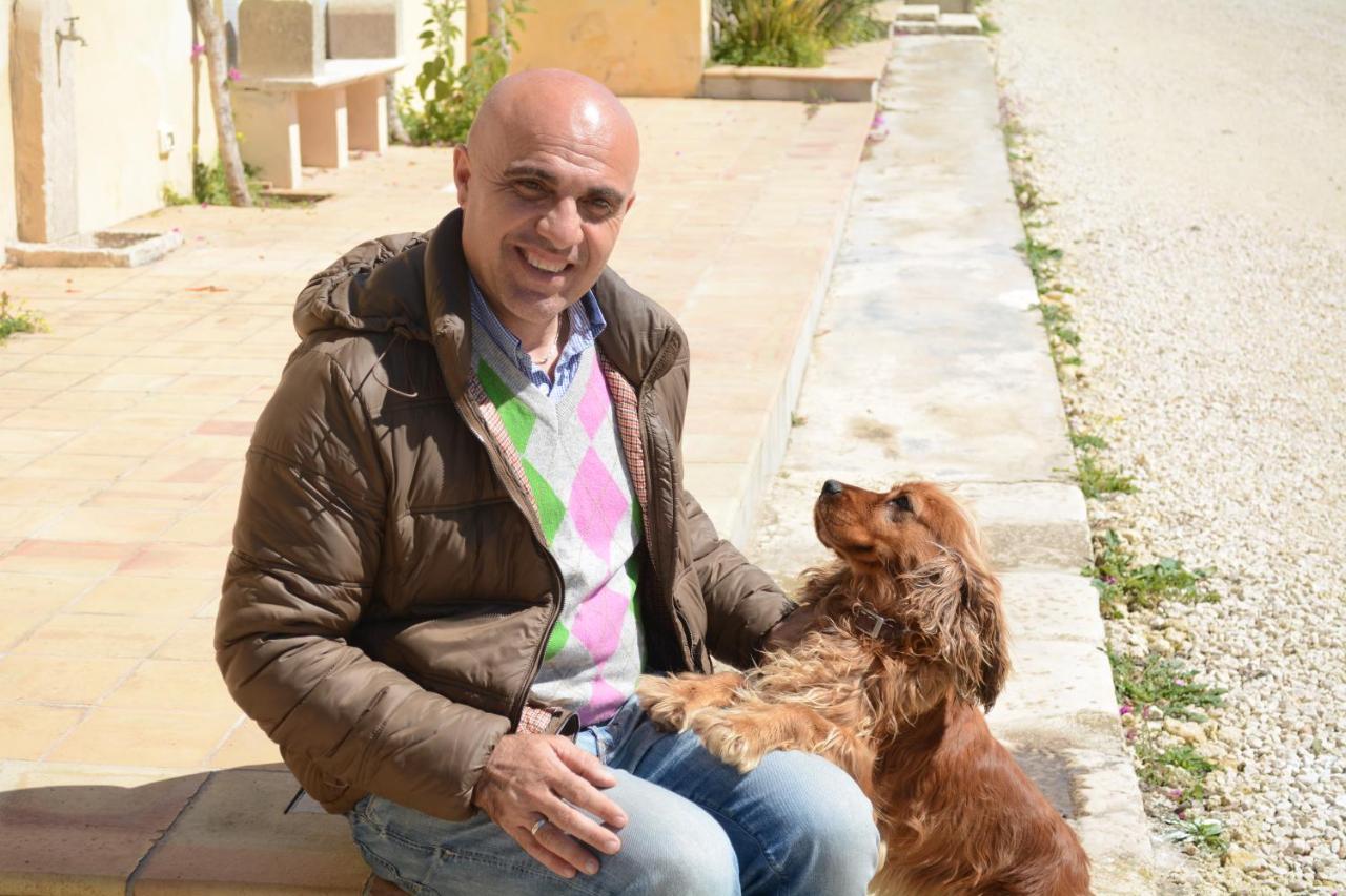 Casale Rocca Fiorita Bed & Breakfast Acate Bagian luar foto