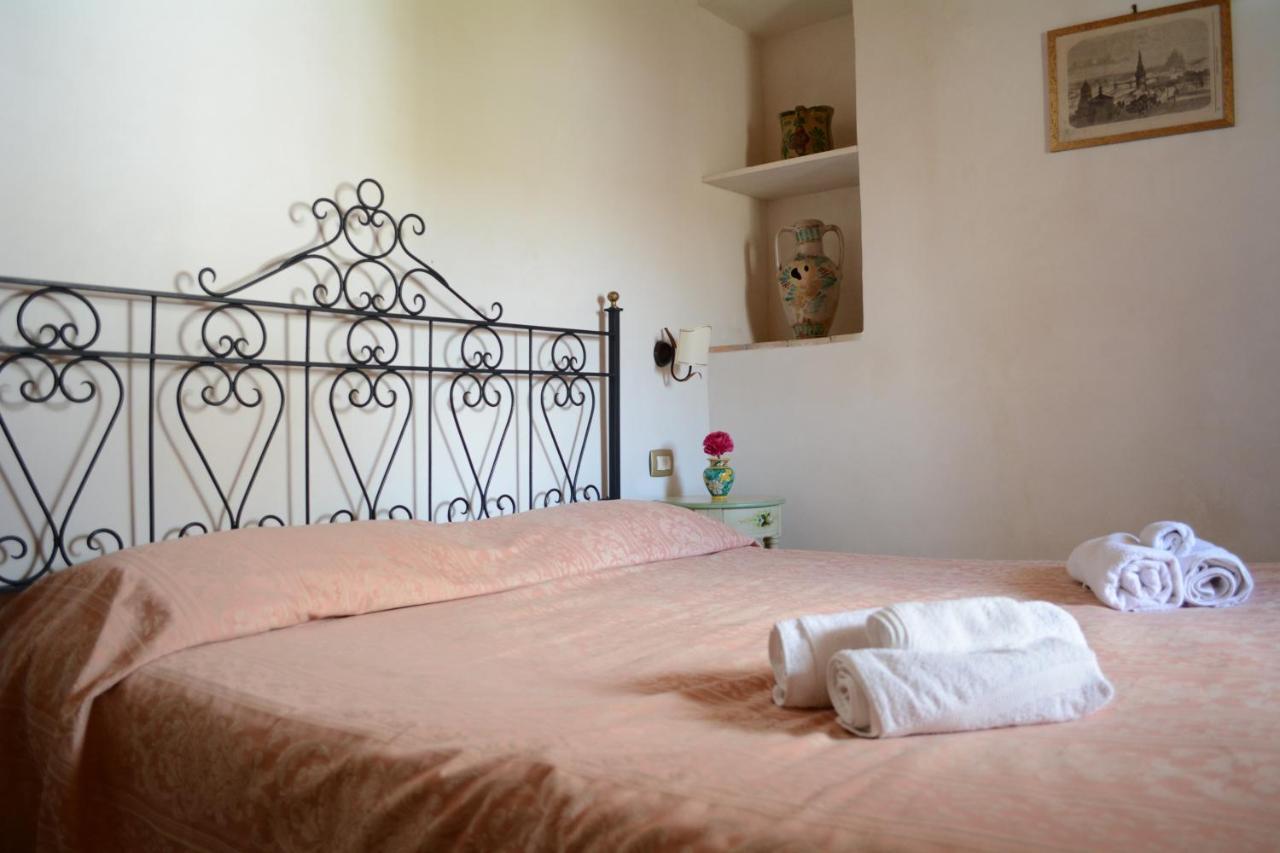Casale Rocca Fiorita Bed & Breakfast Acate Bagian luar foto